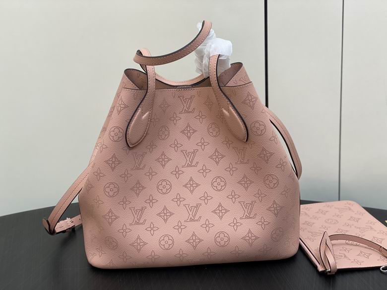 louis vuitton Inspired Handbags, AA+ Quality 100% Genuine Leather Classic Flap Medium Quilted Lambskin Black Gold, 18X 1 1X 5cm BL 4 Colour