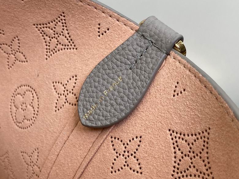 louis vuitton Inspired Handbags, AA+ Quality 100% Genuine Leather Classic Flap Medium Quilted Lambskin Black Gold, 18X 1 1X 5cm BL 4 Colour