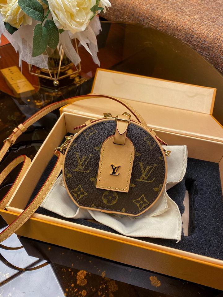 louis vuitton Inspired Handbags, AA+ Quality 100% Genuine Leather Classic Flap Medium Quilted Lambskin Black Gold, 18X 1 1X 5cm BL 4 Colour