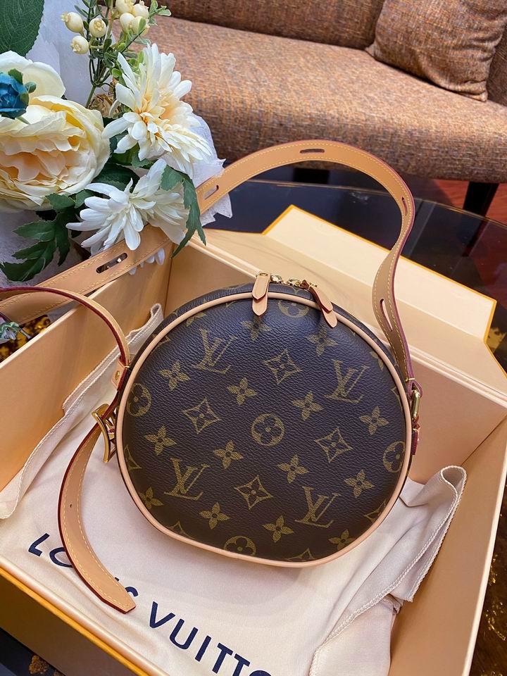 louis vuitton Inspired Handbags, AA+ Quality 100% Genuine Leather Classic Flap Medium Quilted Lambskin Black Gold, 18X 1 1X 5cm BL 4 Colour