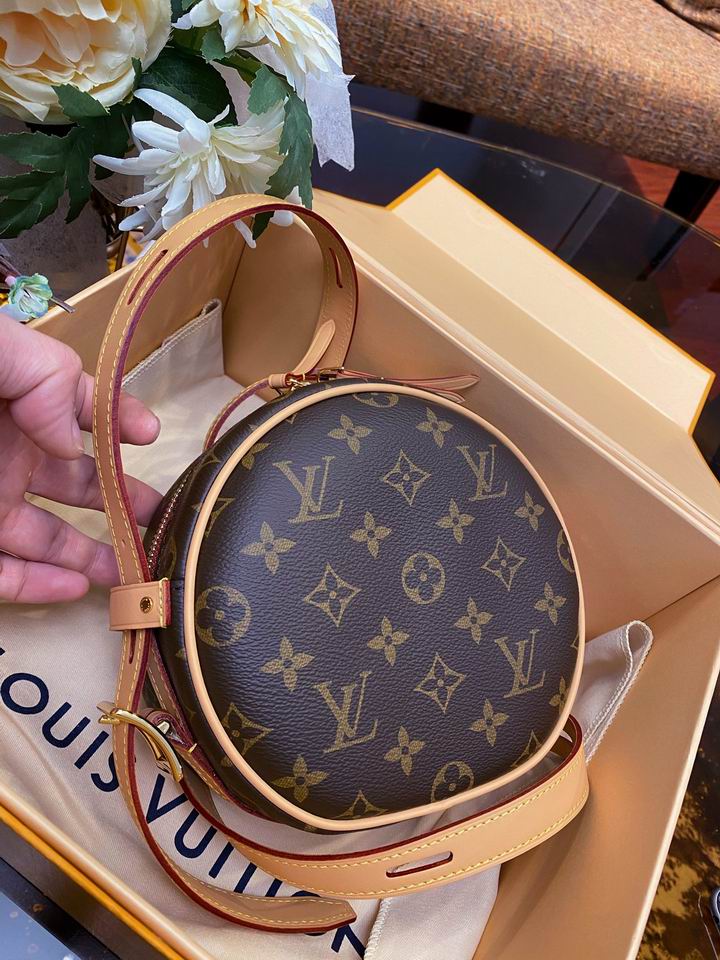 louis vuitton Inspired Handbags, AA+ Quality 100% Genuine Leather Classic Flap Medium Quilted Lambskin Black Gold, 18X 1 1X 5cm BL 4 Colour
