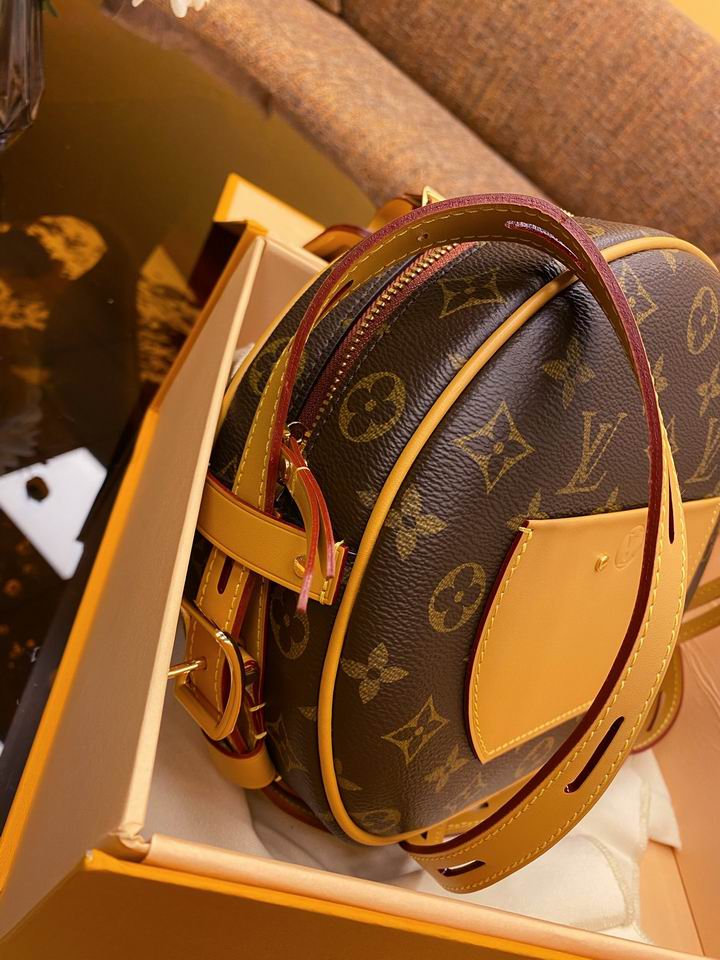 louis vuitton Inspired Handbags, AA+ Quality 100% Genuine Leather Classic Flap Medium Quilted Lambskin Black Gold, 18X 1 1X 5cm BL 4 Colour