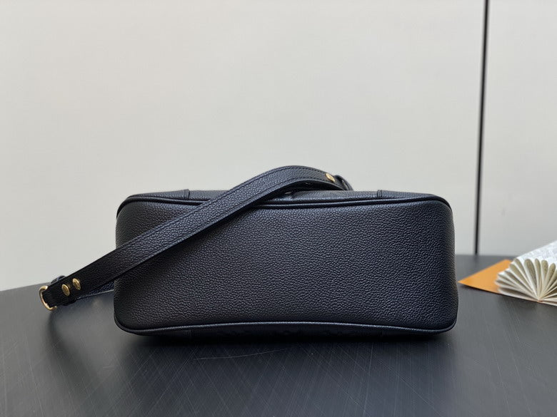 Inspired Handbags, AA+ Quality 100% Genuine Leather Classic Flap Medium Quilted Lambskin Black Gold, 18X 1 1X 5cm BL 4 Colour