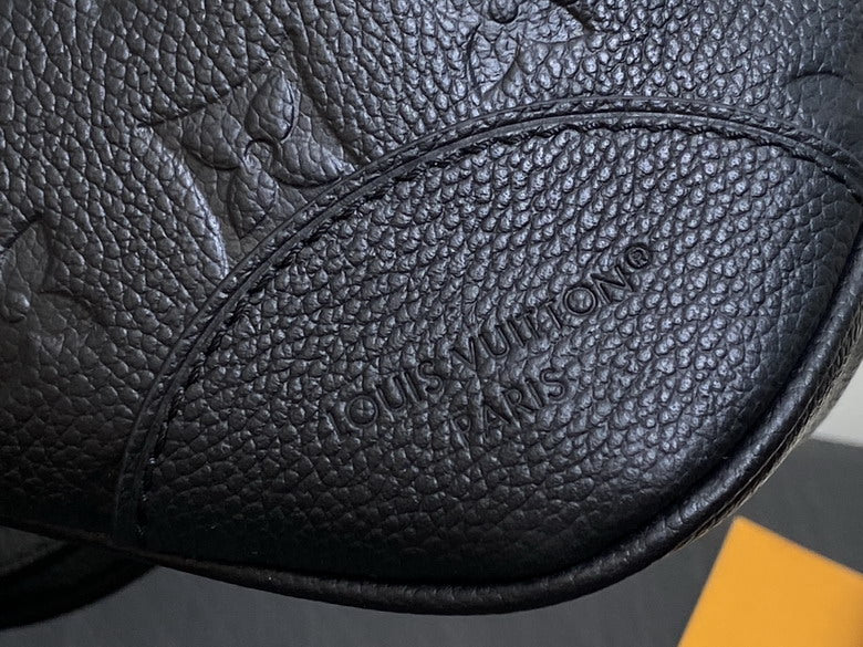 Inspired Handbags, AA+ Quality 100% Genuine Leather Classic Flap Medium Quilted Lambskin Black Gold, 18X 1 1X 5cm BL 4 Colour