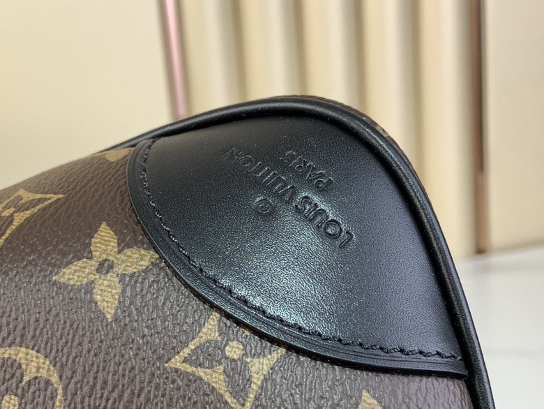 Inspired Handbags, AA+ Quality 100% Genuine Leather Classic Flap Medium Quilted Lambskin Black Gold, 18X 1 1X 5cm BL 4 Colour