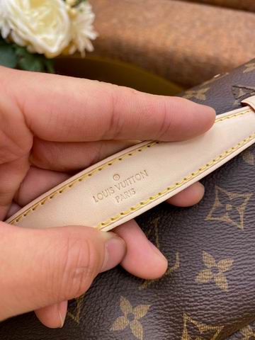 Louis vuitton Inspired Handbags, AA+ Quality 100% Genuine Leather Classic Flap Medium Quilted Lambskin Black Gold, 18X 1 1X 5cm BL 4 Colour