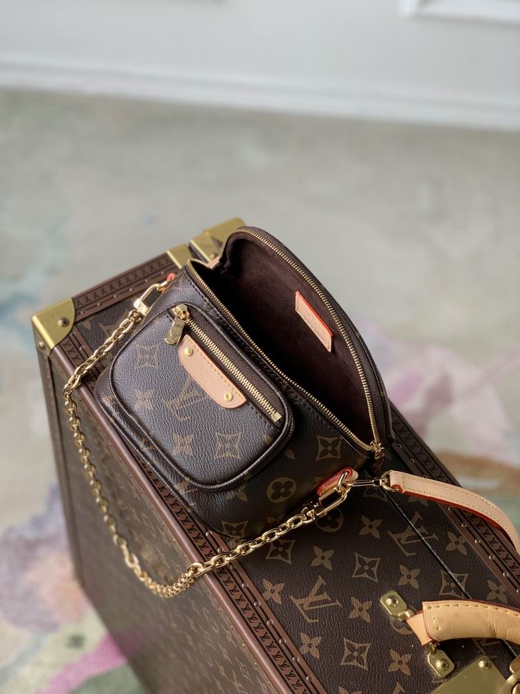 Louis vuitton Inspired Handbags, AA+ Quality 100% Genuine Leather Classic Flap Medium Quilted Lambskin Black Gold, 18X 1 1X 5cm BL 4 Colour