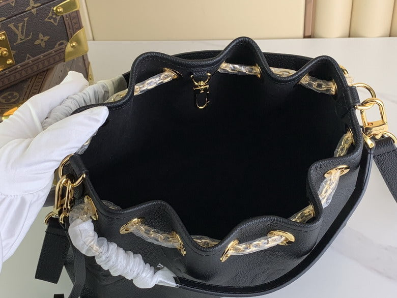 louis vuitton Inspired Handbags, AA+ Quality 100% Genuine Leather Classic Flap Medium Quilted Lambskin Black Gold, 18X 1 1X 5cm BL 4 Colour