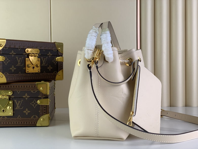 louis vuitton Inspired Handbags, AA+ Quality 100% Genuine Leather Classic Flap Medium Quilted Lambskin Black Gold, 18X 1 1X 5cm BL 4 Colour