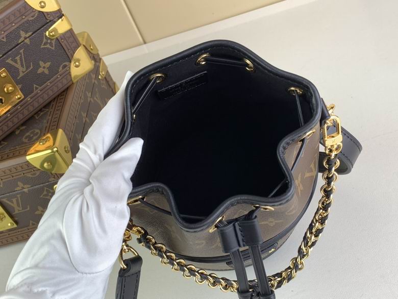 Louis Vuitton Inspired Handbags, AA+ Quality 100% Genuine Leather Classic Flap Medium Quilted Lambskin Black Gold, 18X 1 1X 5cm BL 4 Colour