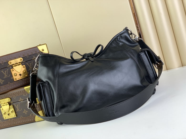 Inspired Handbags, AA+ Quality 100% Genuine Leather Classic Flap Medium Quilted Lambskin Black Gold, 18X 1 1X 5cm BL 4 Colour