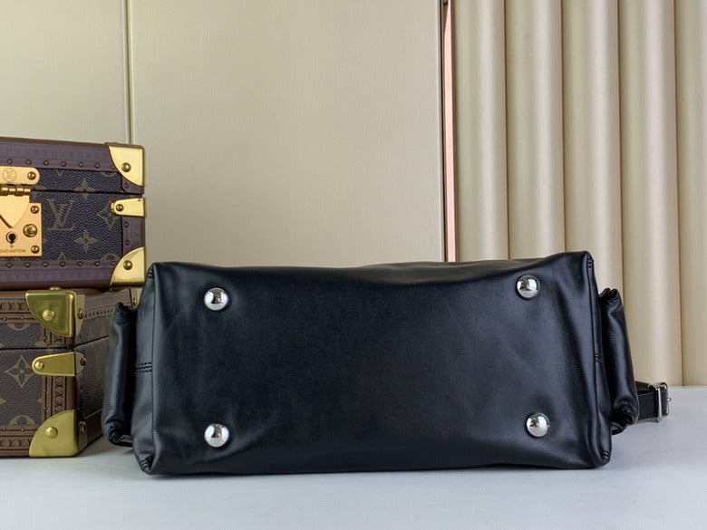 Inspired Handbags, AA+ Quality 100% Genuine Leather Classic Flap Medium Quilted Lambskin Black Gold, 18X 1 1X 5cm BL 4 Colour