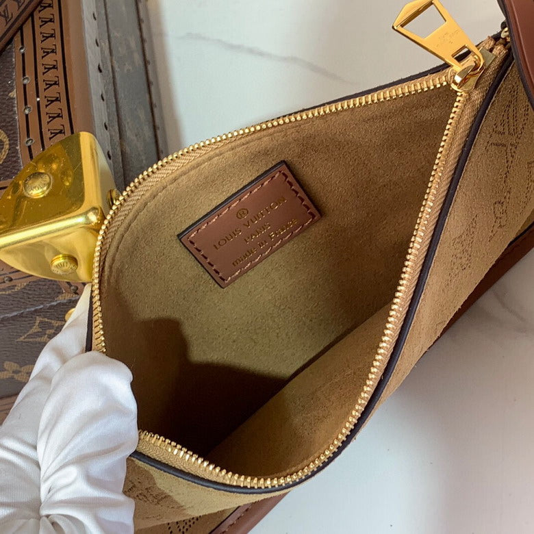 Inspired Handbags, AA+ Quality 100% Genuine Leather Classic Flap Medium Quilted Lambskin Black Gold, 18X 1 1X 5cm BL 4 Colour