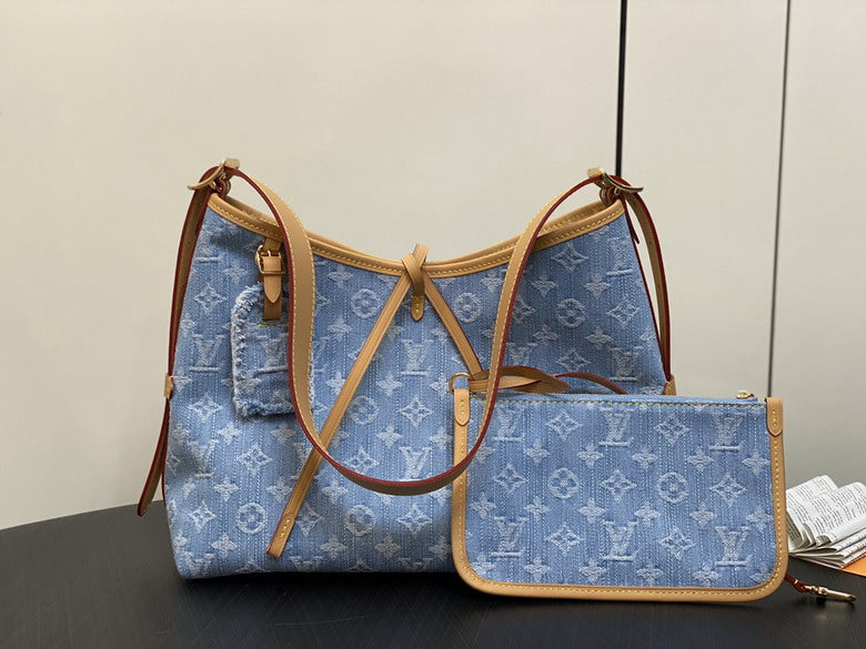 louis vuitton Inspired Handbags, AA+ Quality 100% Genuine Leather Classic Flap Medium Quilted Lambskin Black Gold, 18X 1 1X 5cm BL 4 Colour