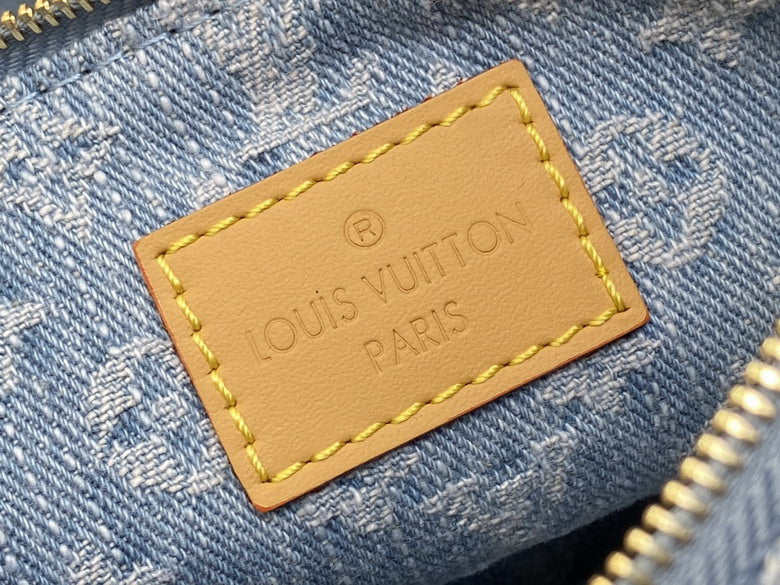louis vuitton Inspired Handbags, AA+ Quality 100% Genuine Leather Classic Flap Medium Quilted Lambskin Black Gold, 18X 1 1X 5cm BL 4 Colour