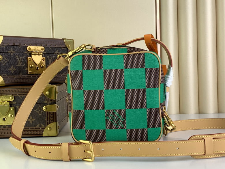 Inspired Handbags, AA+ Quality 100% Genuine Leather Classic Flap Medium Quilted Lambskin Black Gold, 18X 1 1X 5cm BL 4 Colour