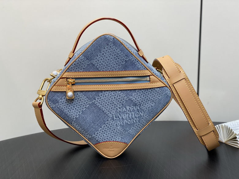 Inspired Handbags, AA+ Quality 100% Genuine Leather Classic Flap Medium Quilted Lambskin Black Gold, 18X 1 1X 5cm BL 4 Colour
