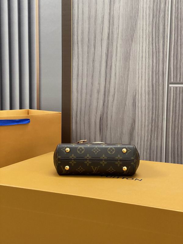 Inspired Handbags, AA+ Quality 100% Genuine Leather Classic Flap Medium Quilted Lambskin Black Gold, 18X 1 1X 5cm BL 4 Colour