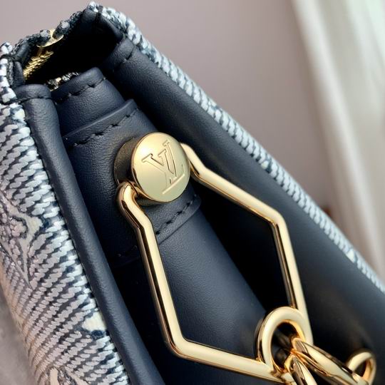 Inspired Handbags, AA+ Quality 100% Genuine Leather Classic Flap Medium Quilted Lambskin Black Gold, 18X 1 1X 5cm BL 4 Colour