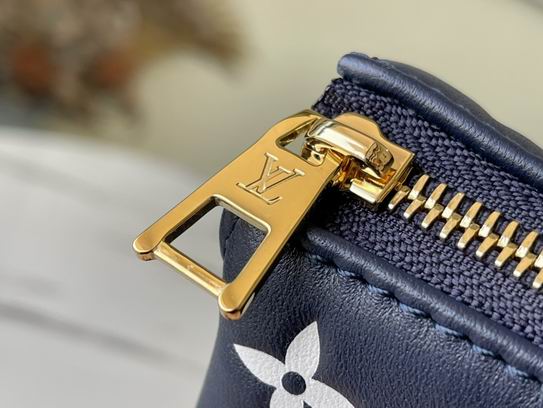 Inspired Handbags, AA+ Quality 100% Genuine Leather Classic Flap Medium Quilted Lambskin Black Gold, 18X 1 1X 5cm BL 4 Colour