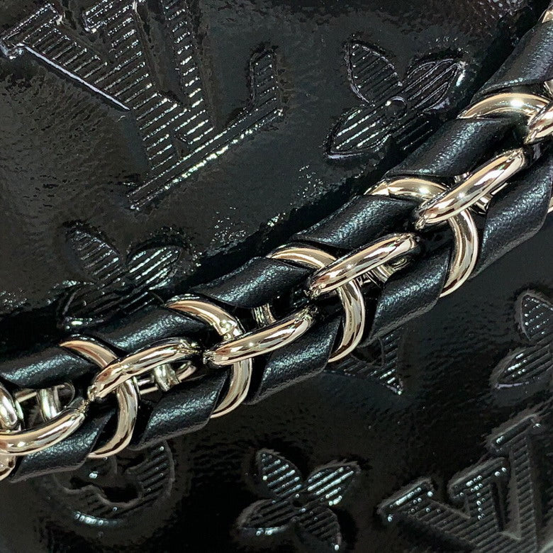 Louis Vuitton Inspired Handbags, AA+ Quality 100% Genuine Leather Classic Flap Medium Quilted Lambskin Black Gold, 18X 1 1X 5cm BL 4 Colour