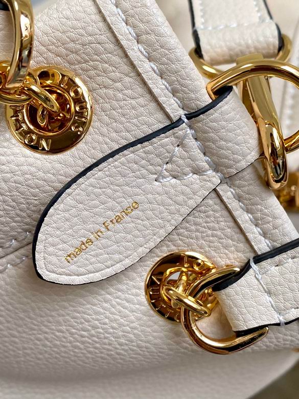 Inspired Handbags, AA+ Quality 100% Genuine Leather Classic Flap Medium Quilted Lambskin Black Gold, 18X 1 1X 5cm BL 4 Colour
