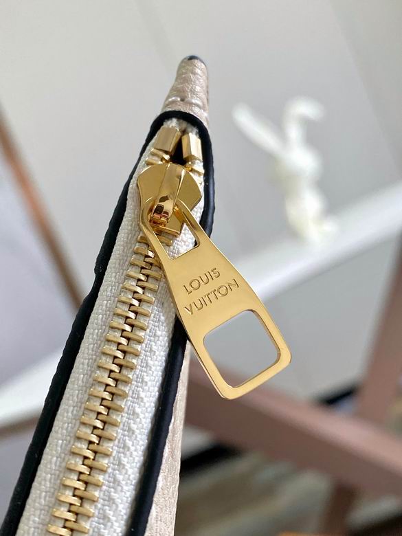 Inspired Handbags, AA+ Quality 100% Genuine Leather Classic Flap Medium Quilted Lambskin Black Gold, 18X 1 1X 5cm BL 4 Colour