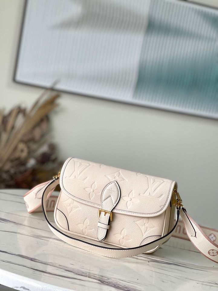 Inspired Handbags, AA+ Quality 100% Genuine Leather Classic Flap Medium Quilted Lambskin Black Gold, 18X 1 1X 5cm BL 4 Colour