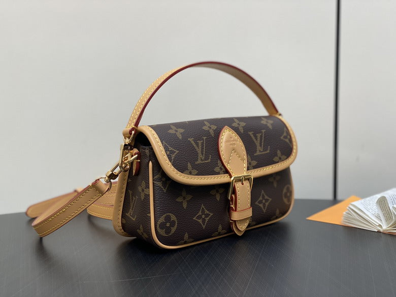Inspired Handbags, AA+ Quality 100% Genuine Leather Classic Flap Medium Quilted Lambskin Black Gold, 18X 1 1X 5cm BL 4 Colour