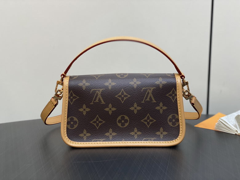 Inspired Handbags, AA+ Quality 100% Genuine Leather Classic Flap Medium Quilted Lambskin Black Gold, 18X 1 1X 5cm BL 4 Colour