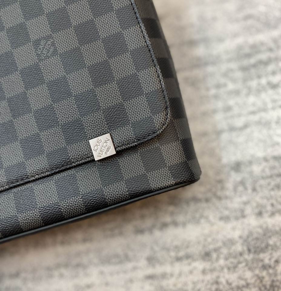 Inspired Handbags, AA+ Quality 100% Genuine Leather Classic Flap Medium Quilted Lambskin Black Gold, 18X 1 1X 5cm BL 4 Colour