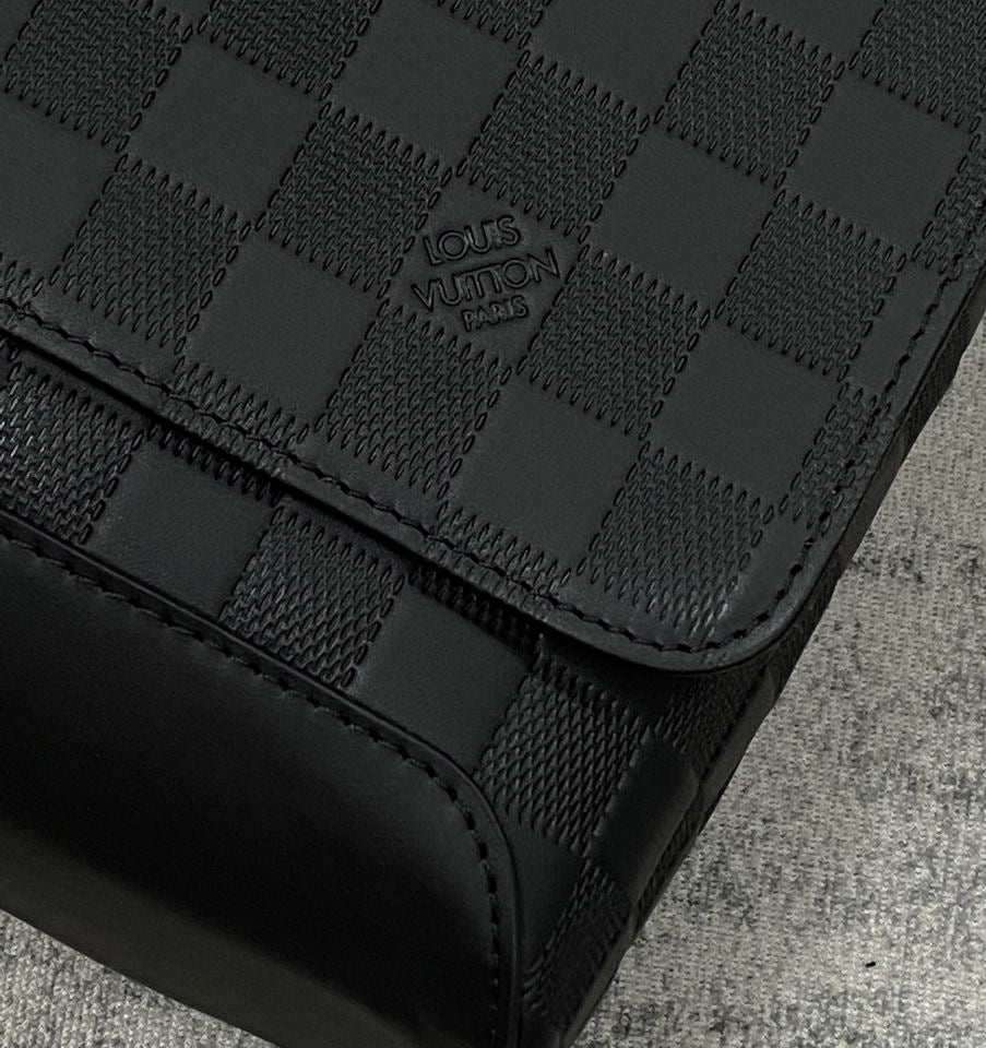 Inspired Handbags, AA+ Quality 100% Genuine Leather Classic Flap Medium Quilted Lambskin Black Gold, 18X 1 1X 5cm BL 4 Colour