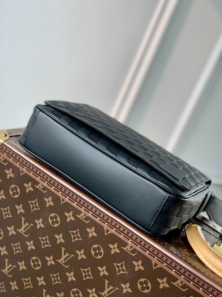 Inspired Handbags, AA+ Quality 100% Genuine Leather Classic Flap Medium Quilted Lambskin Black Gold, 18X 1 1X 5cm BL 4 Colour