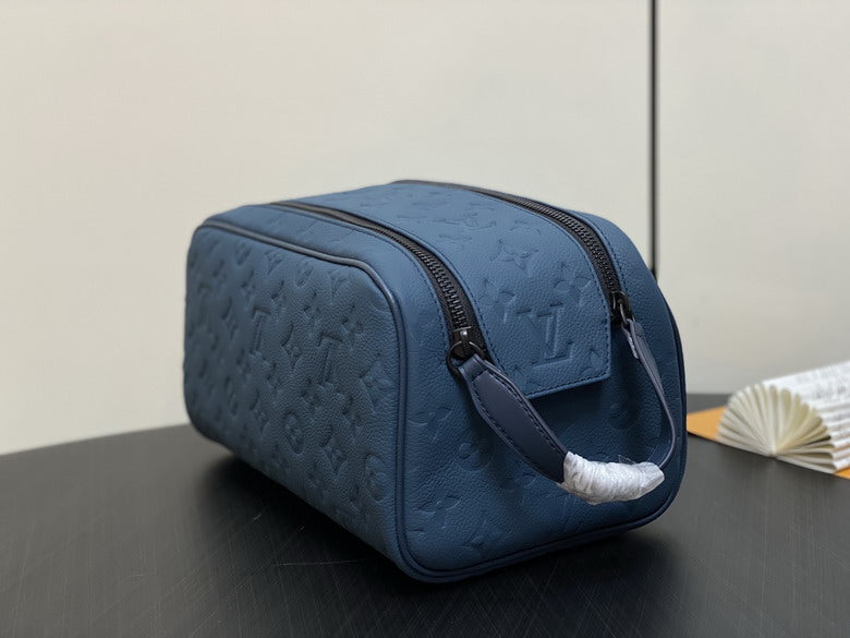 Inspired Handbags, AA+ Quality 100% Genuine Leather Classic Flap Medium Quilted Lambskin Black Gold, 18X 1 1X 5cm BL 4 Colour