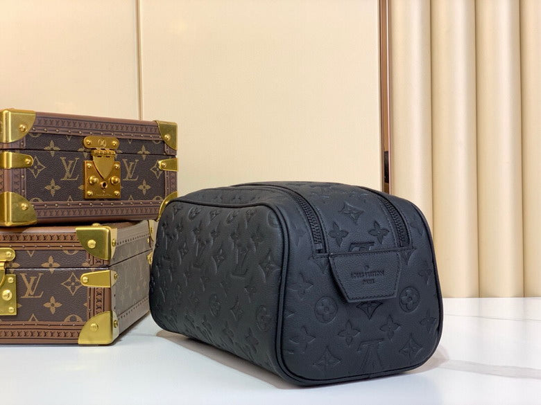 Inspired Handbags, AA+ Quality 100% Genuine Leather Classic Flap Medium Quilted Lambskin Black Gold, 18X 1 1X 5cm BL 4 Colour