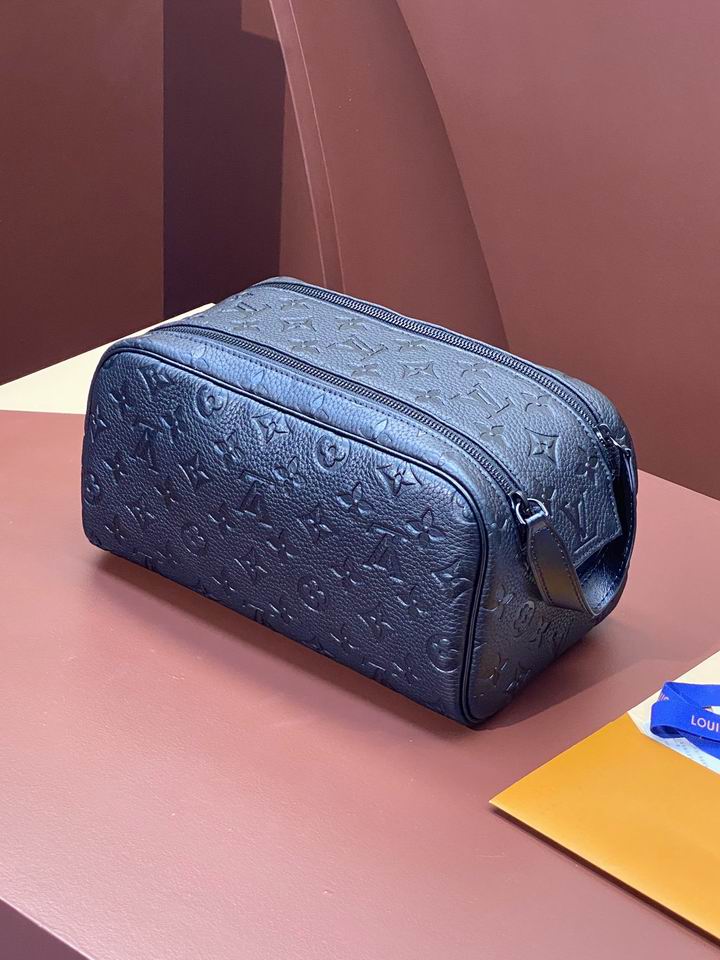 Inspired Handbags, AA+ Quality 100% Genuine Leather Classic Flap Medium Quilted Lambskin Black Gold, 18X 1 1X 5cm BL 4 Colour