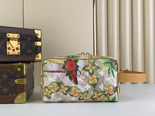 Inspired Handbags, AA+ Quality 100% Genuine Leather Classic Flap Medium Quilted Lambskin Black Gold, 18X 1 1X 5cm BL 4 Colour