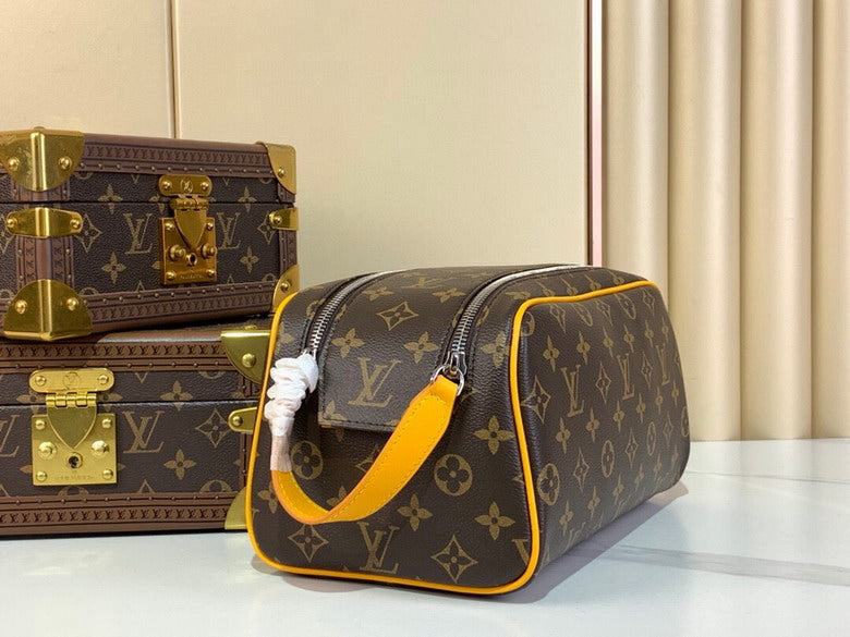 Inspired Handbags, AA+ Quality 100% Genuine Leather Classic Flap Medium Quilted Lambskin Black Gold, 18X 1 1X 5cm BL 4 Colour