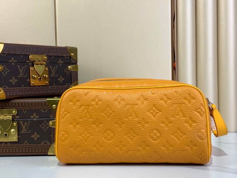 Inspired Handbags, AA+ Quality 100% Genuine Leather Classic Flap Medium Quilted Lambskin Black Gold, 18X 1 1X 5cm BL 4 Colour