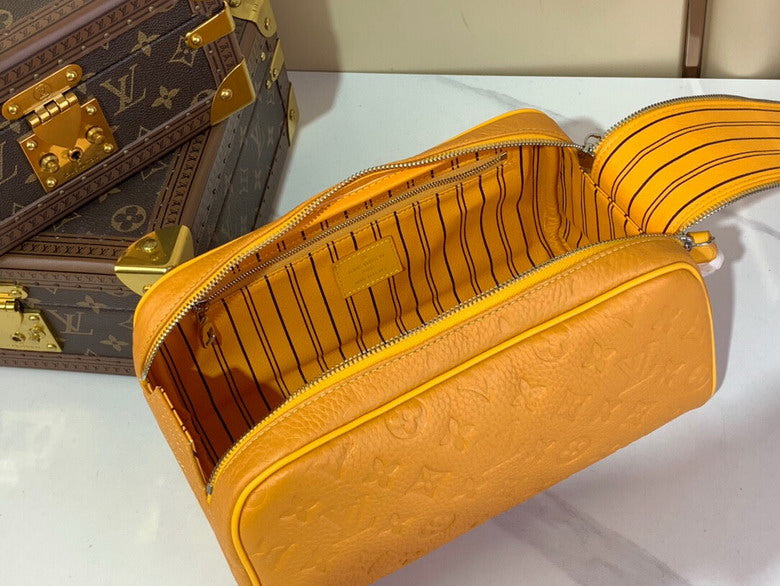 Inspired Handbags, AA+ Quality 100% Genuine Leather Classic Flap Medium Quilted Lambskin Black Gold, 18X 1 1X 5cm BL 4 Colour