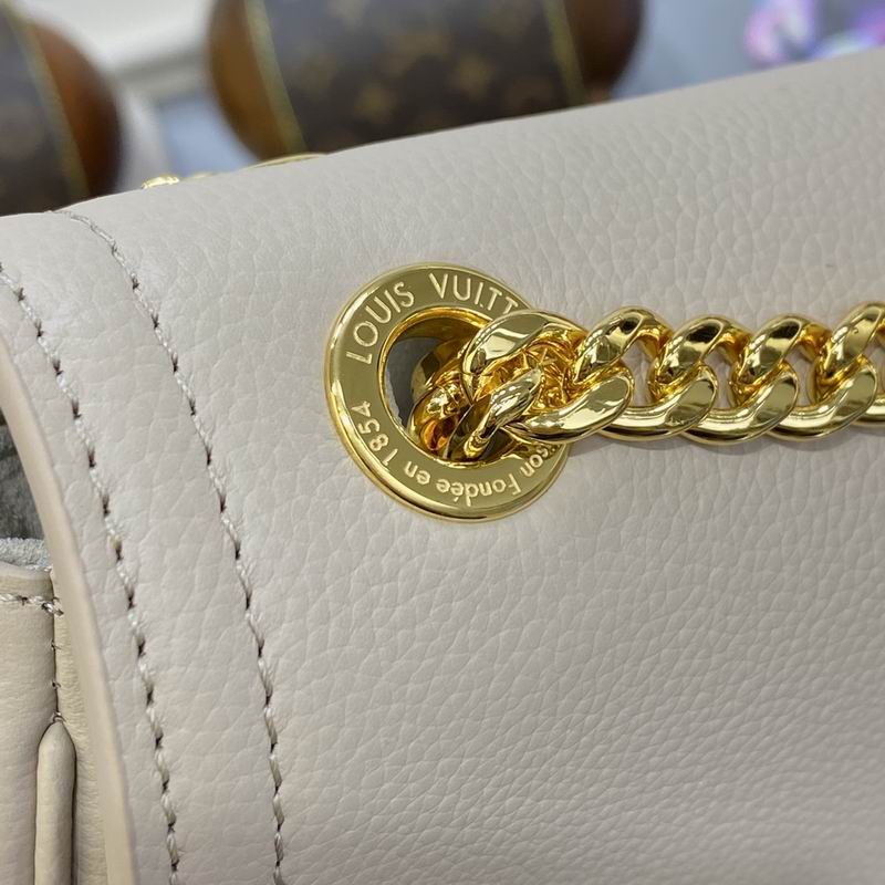 Inspired Handbags, AA+ Quality 100% Genuine Leather Classic Flap Medium Quilted Lambskin Black Gold, 18X 1 1X 5cm BL 4 Colour