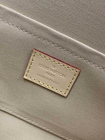 Inspired Handbags, AA+ Quality 100% Genuine Leather Classic Flap Medium Quilted Lambskin Black Gold, 18X 1 1X 5cm BL 4 Colour