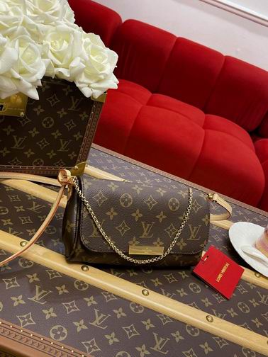 Inspired Handbags, AA+ Quality 100% Genuine Leather Classic Flap Medium Quilted Lambskin Black Gold, 18X 1 1X 5cm BL 4 Colour