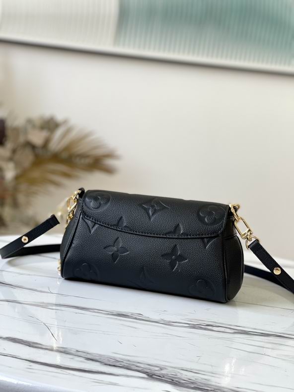 Inspired Handbags, AA+ Quality 100% Genuine Leather Classic Flap Medium Quilted Lambskin Black Gold, 18X 1 1X 5cm BL 4 Colour