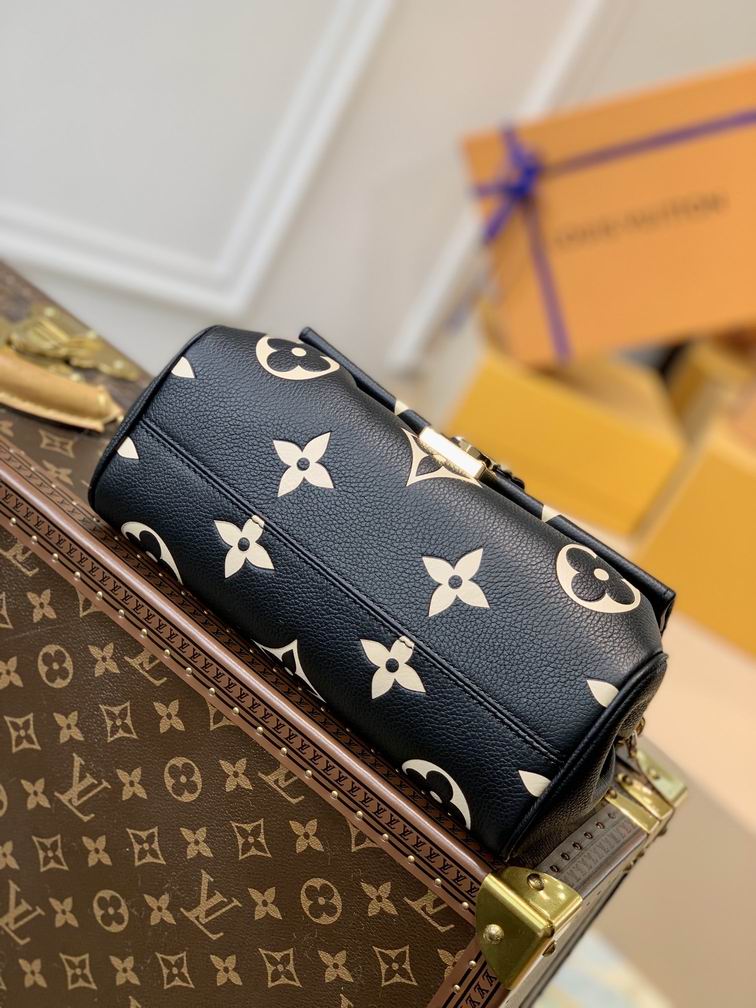 Inspired Handbags, AA+ Quality 100% Genuine Leather Classic Flap Medium Quilted Lambskin Black Gold, 18X 1 1X 5cm BL 4 Colour