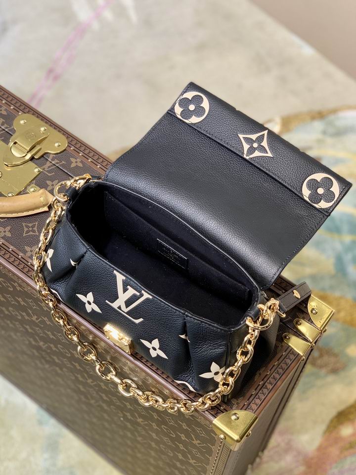 Inspired Handbags, AA+ Quality 100% Genuine Leather Classic Flap Medium Quilted Lambskin Black Gold, 18X 1 1X 5cm BL 4 Colour