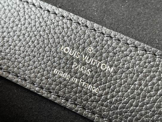 Inspired Handbags, AA+ Quality 100% Genuine Leather Classic Flap Medium Quilted Lambskin Black Gold, 18X 1 1X 5cm BL 4 Colour