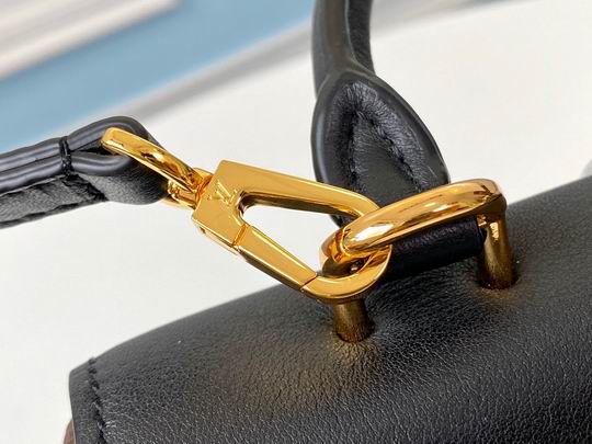 Louis Vuitton Handbags, AA+ Quality 100% Genuine Leather Classic Flap Medium Quilted Lambskin Black Gold, 18X 1 1X 5cm BL 4 Colour