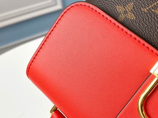 Louis Vuitton Handbags, AA+ Quality 100% Genuine Leather Classic Flap Medium Quilted Lambskin Black Gold, 18X 1 1X 5cm BL 4 Colour