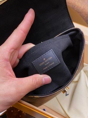Louis Vuitton Handbags, AA+ Quality 100% Genuine Leather Classic Flap Medium Quilted Lambskin Black Gold, 18X 1 1X 5cm BL 4 Colour